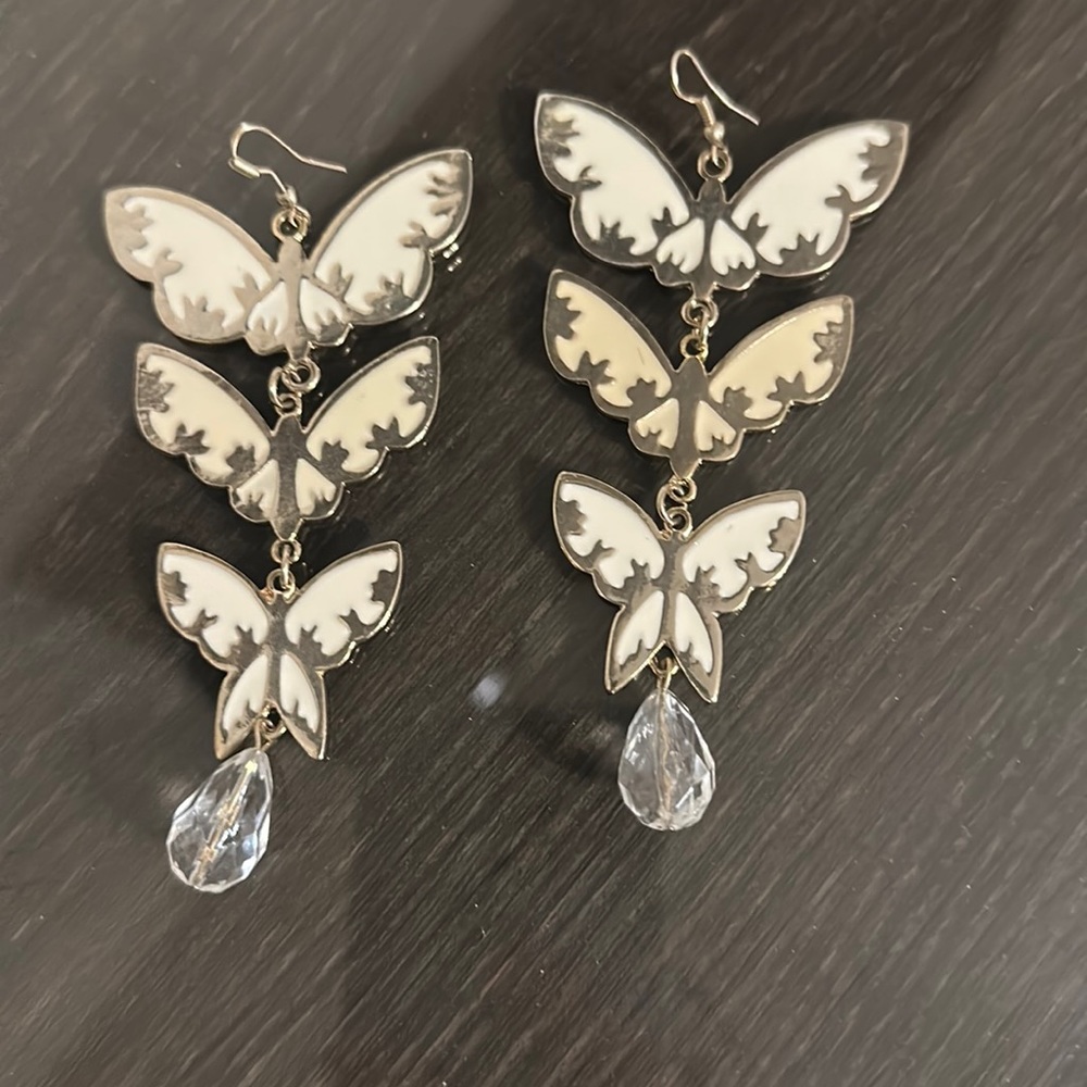 bebe Enamal Butterfly Earrings gold white